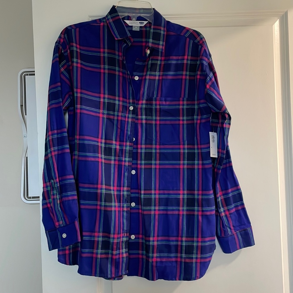 Old Navy The Boyfriend shirt. Long sleeve button down. Purple/Pink stripped